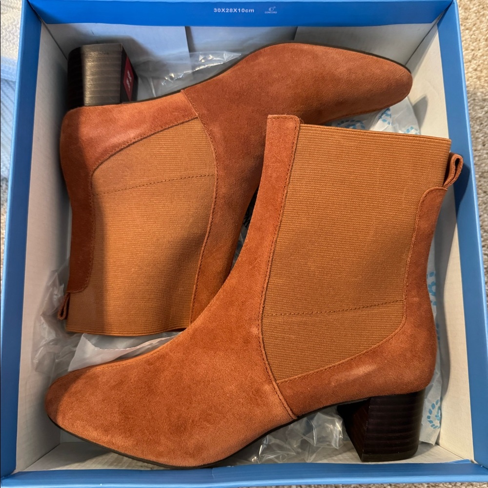 Jack Rogers Booties - Picture 2 of 3